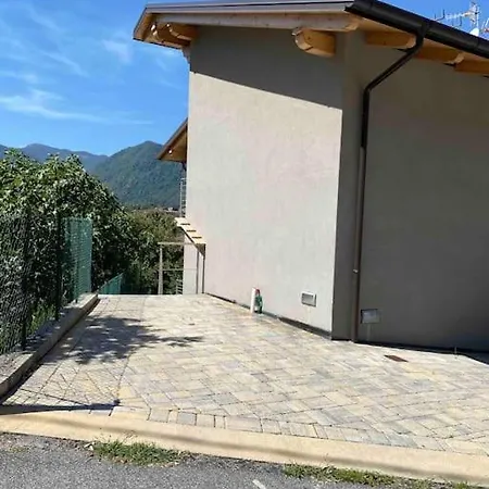 Casa Mergozzolo * オメーニャ